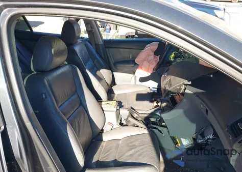 2003 Honda Accord 2.4 Ex из США, поврежденный, VIN 1HGCM56633A122653